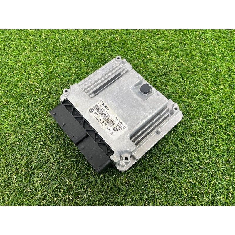 Блок управління двигуном (електрика / блок управління) BMW 3-series F30 2013 N47D20 13618576333