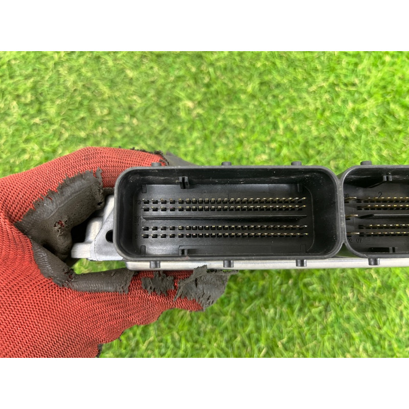 Блок управління двигуном (електрика / блок управління) BMW 3-series F30 2013 N47D20 13618576333