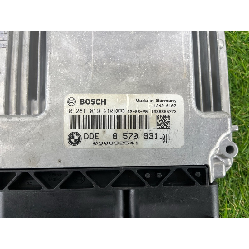 Блок управління двигуном (електрика / блок управління) BMW 3-series F30 2013 N47D20 13618576333