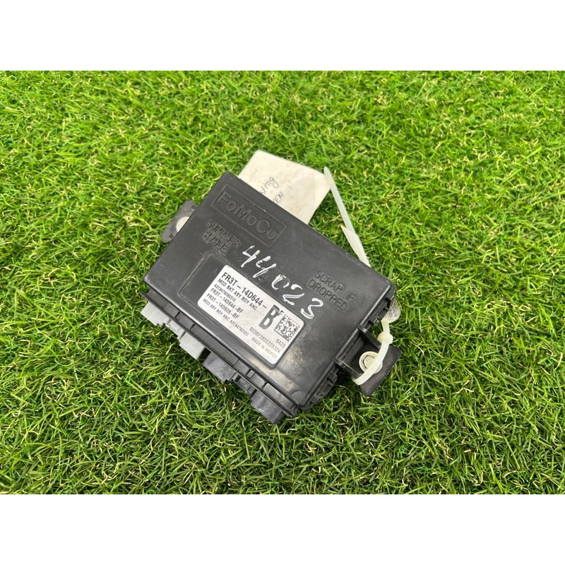 Блок управления светом (электрика / блок управления) Ford Mustang MK6 fr3t14d644bf