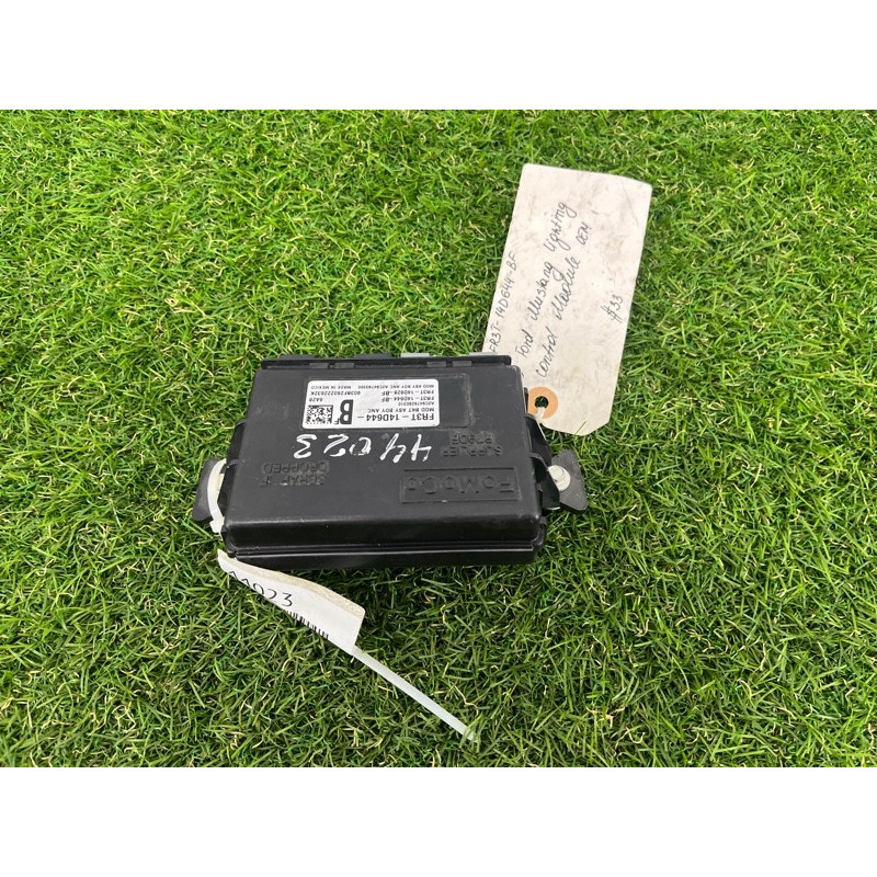 Блок управления светом (электрика / блок управления) Ford Mustang MK6 fr3t14d644bf