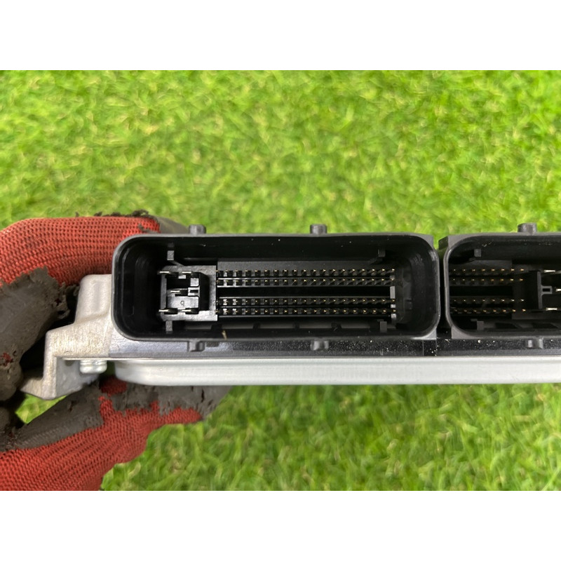 Блок управления двигателем (электрика / блок управления) Subaru Forester SH 2008 2.0 22611AP200