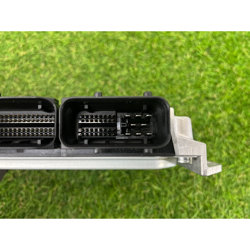 Блок управления двигателем (электрика / блок управления) Subaru Forester SH 2008 2.0 22611AP200