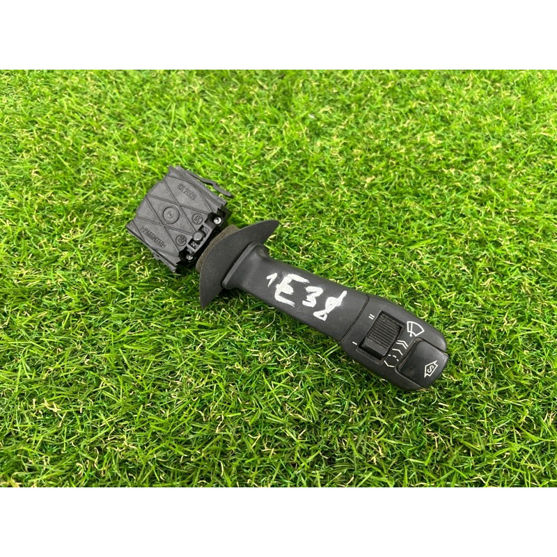 Переключатель дворников (электрика) BMW 7-series E38 1996 M60B40 61318352171