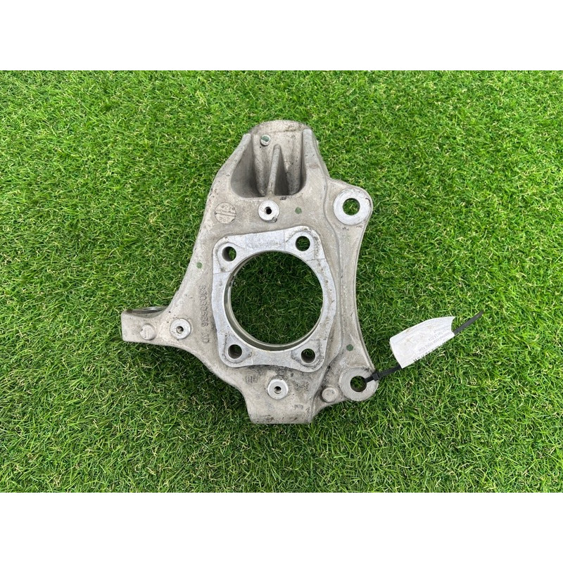 Поворотный кулак (подвеска) Dodge Dart PF 2014 2.4 68080586AD