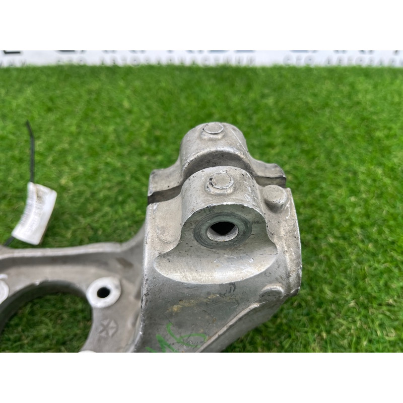 Поворотный кулак (подвеска) Dodge Dart PF 2014 2.4 68080586AD