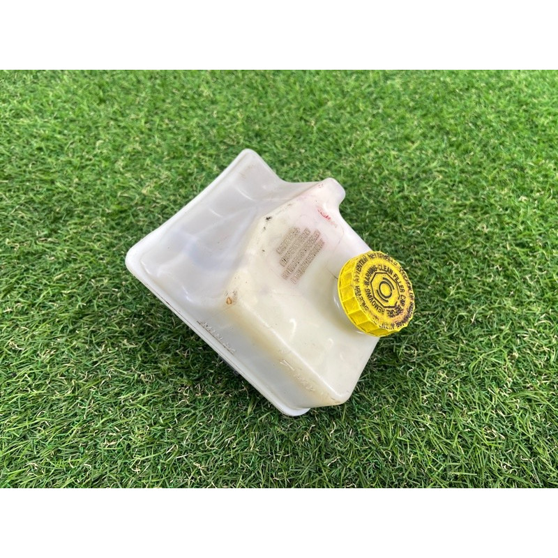 Бачок тормозной жидкости (тормозная система) Dodge Durango WD 2015 5.7 HEMi 32668087