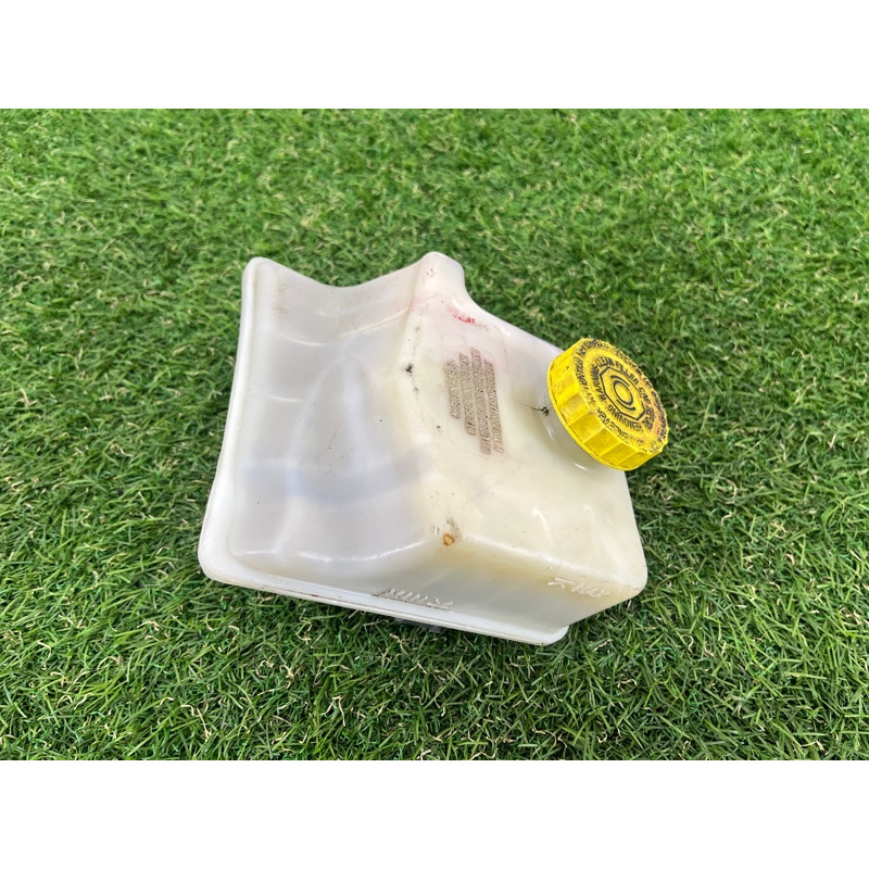 Бачок тормозной жидкости (тормозная система) Dodge Durango WD 2015 5.7 HEMi 32668087