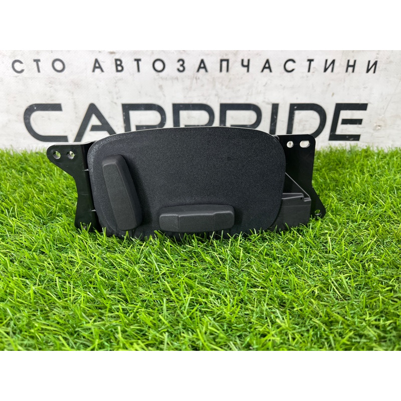 блок регулювання сидіння (закрытая категория) Land Rover Range Rover Velar L560 LR070643