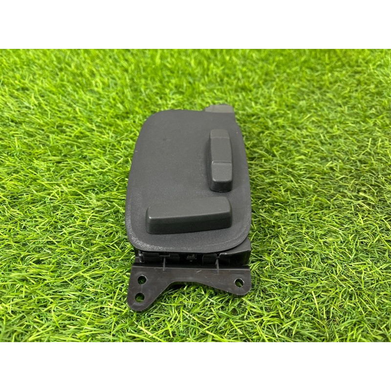 блок регулювання сидіння (закрытая категория) Land Rover Range Rover Velar L560 LR070643