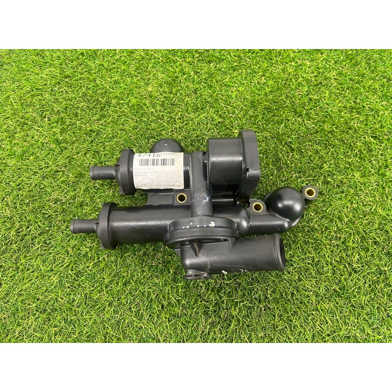 Корпус термостата (система охлаждения) Jeep Compass MK49 2011 2.4 04884568ac