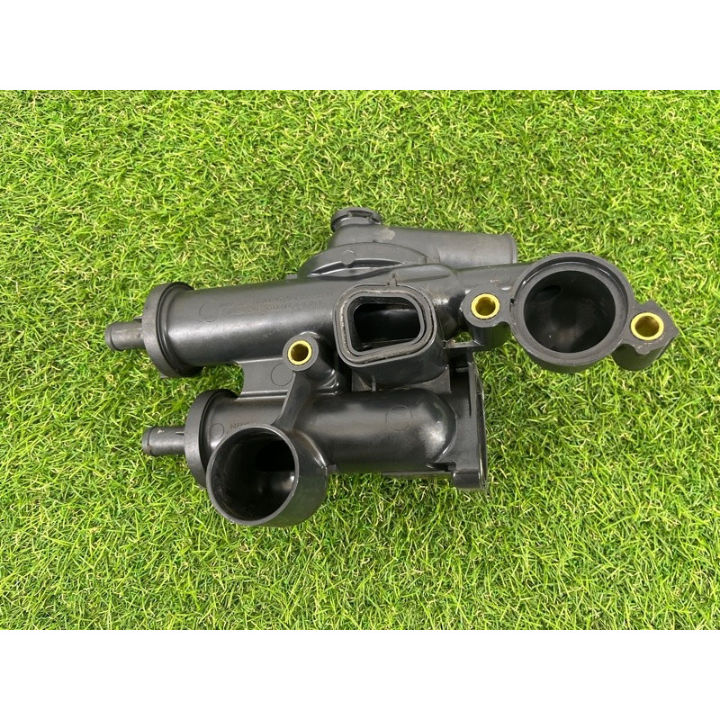 Корпус термостата (система охлаждения) Jeep Compass MK49 2011 2.4 04884568ac