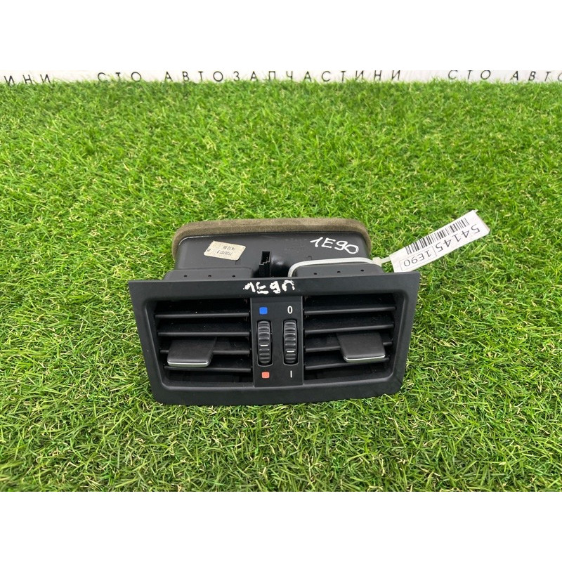 Дефлектор воздуховода (салон) BMW 3-series E90 2006 N46B20 64227130707