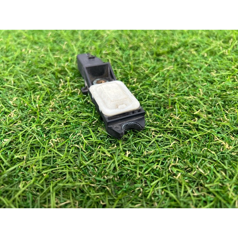 Датчик удара (электрика / датчики) Mercedes-Benz E-class W211 2006 3.2 M112.946 0028201326