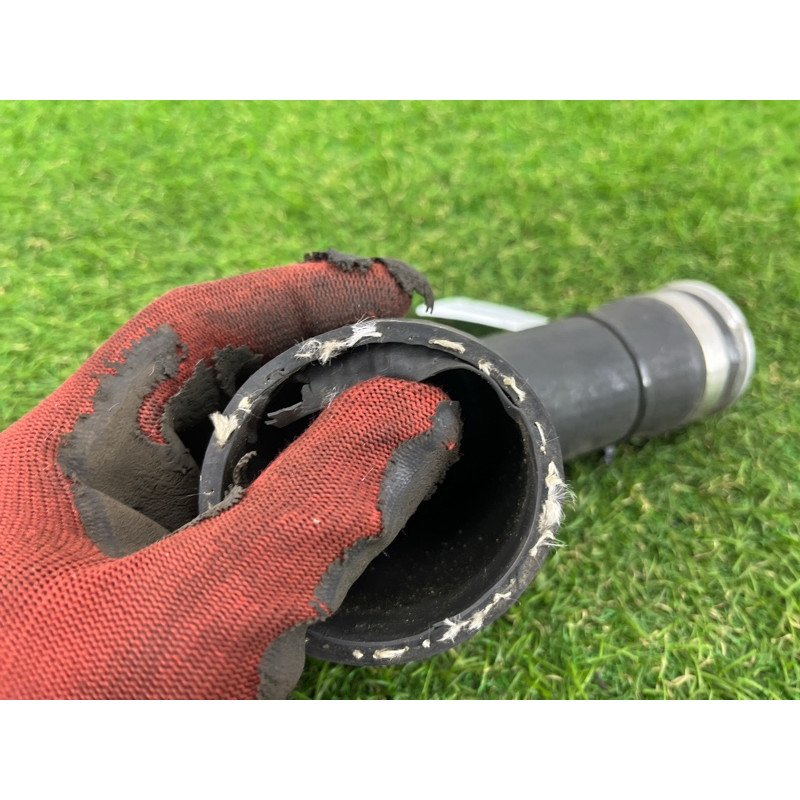 Патрубок интеркулера (двигатель и элементы) BMW 5-series F10 2013 N63B44 13717575407