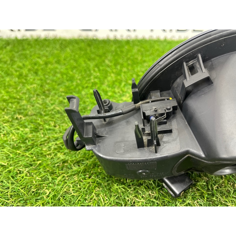 Лючок топливного бака (кузов и элементы) CHEVROLET Volt 1 2012 1.4 22796940