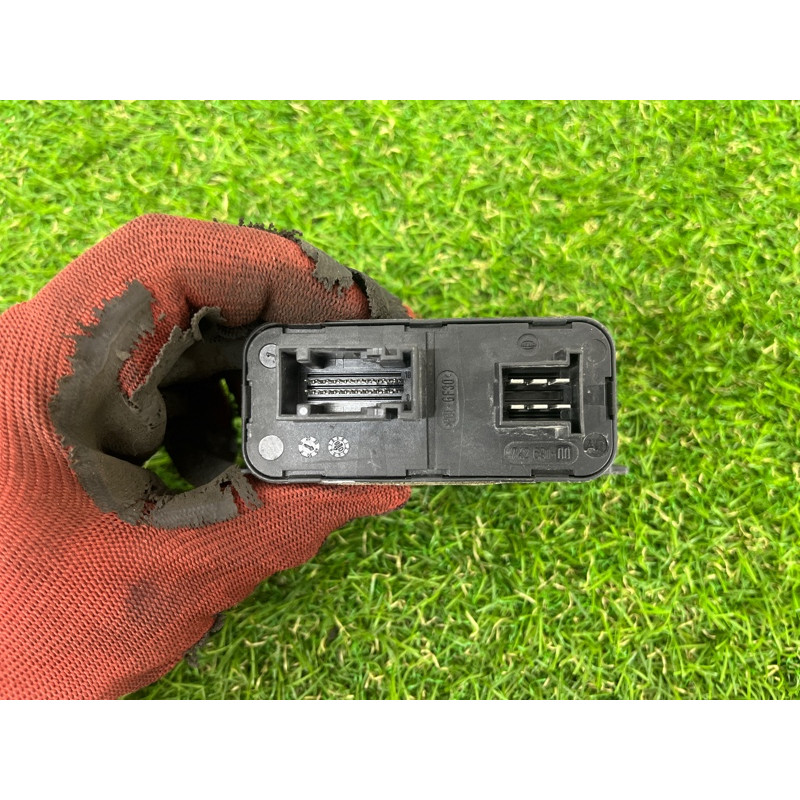 Блок управления светом (электрика / блок управления) Opel Vectra C 2008 2.2 YH 13304410