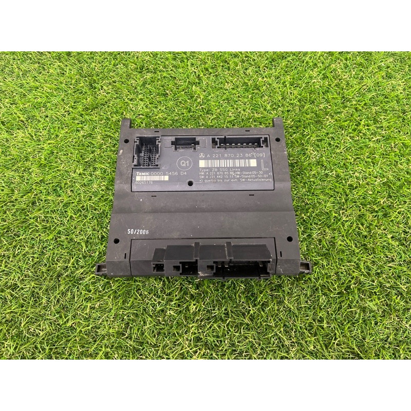 блок регулювання сидіння (закрытая категория) Mercedes-Benz S-class W221 a2218702386