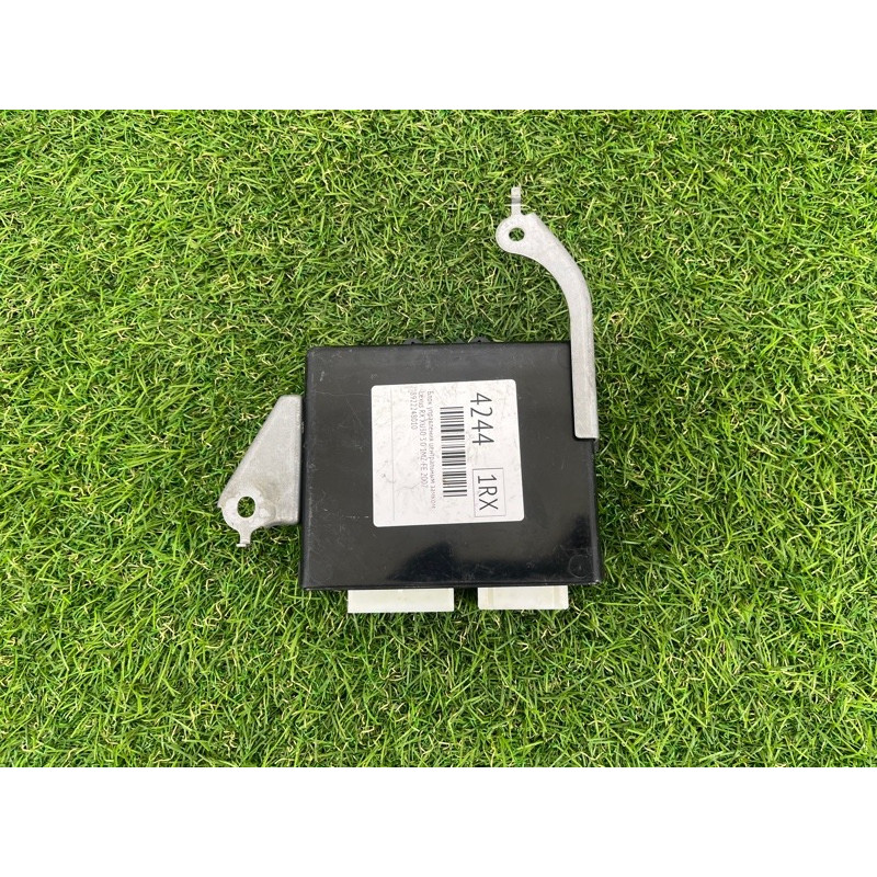 Блок управления центральным замком (электрика / блок управления) Lexus RX XU30 2007 3.0 1MZ-FE 8922248010