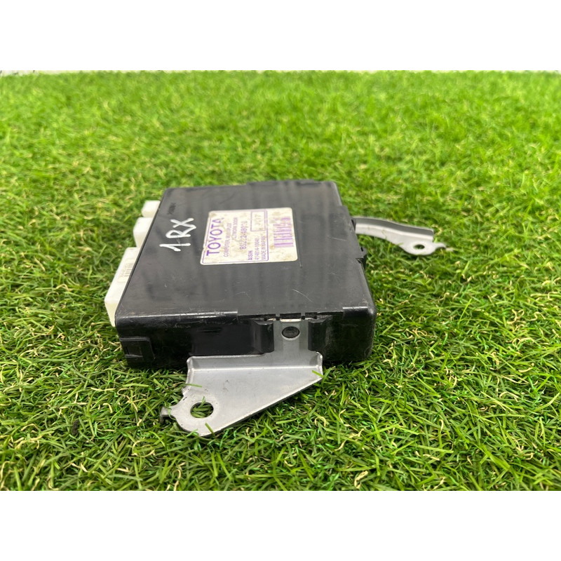 Блок управления центральным замком (электрика / блок управления) Lexus RX XU30 2007 3.0 1MZ-FE 8922248010