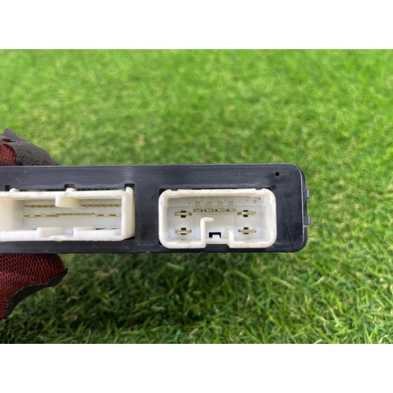 Блок управления центральным замком (электрика / блок управления) Lexus RX XU30 2007 3.0 1MZ-FE 8922248010