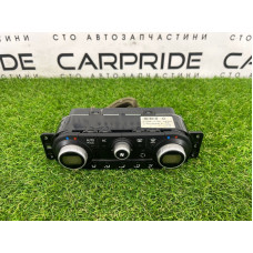 Панель управления климат-контролем