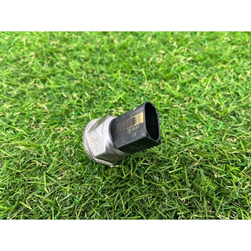 Датчик давления топлива (электрика / датчики) BMW 3-series E92 2010 3.0 N54 13537537319