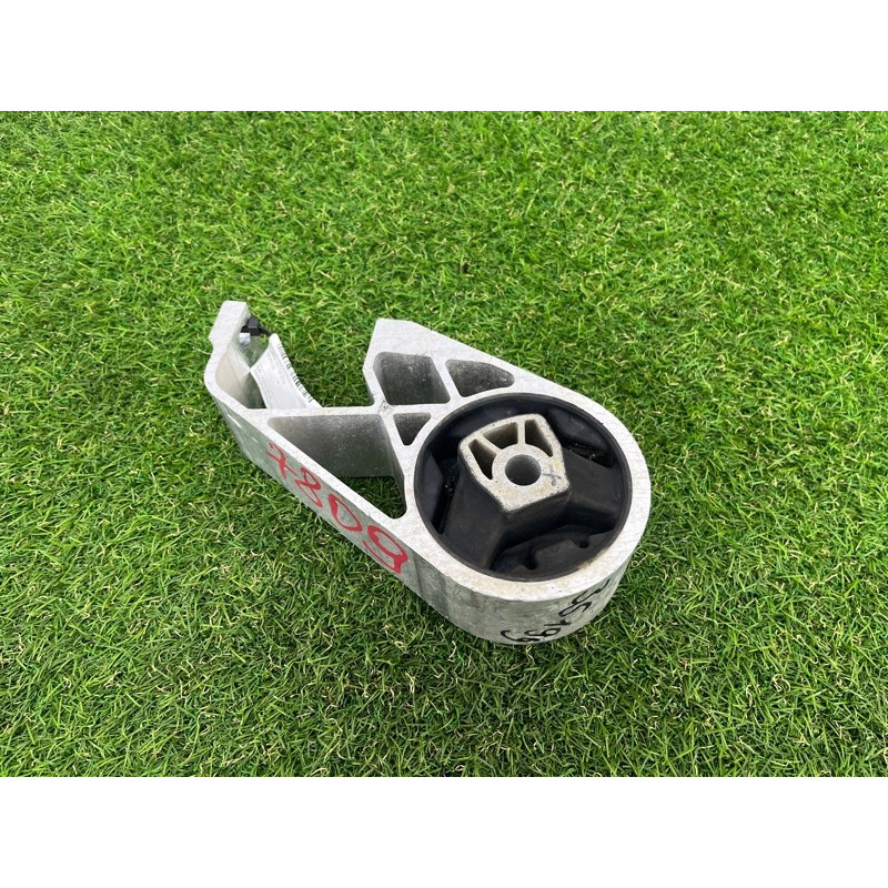 Подушка КПП (трансмиссия) Cadillac Xt5 1 2016 3.6 84141110