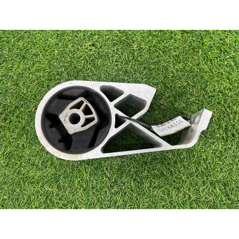 Подушка КПП (трансмиссия) Cadillac Xt5 1 2016 3.6 84141110