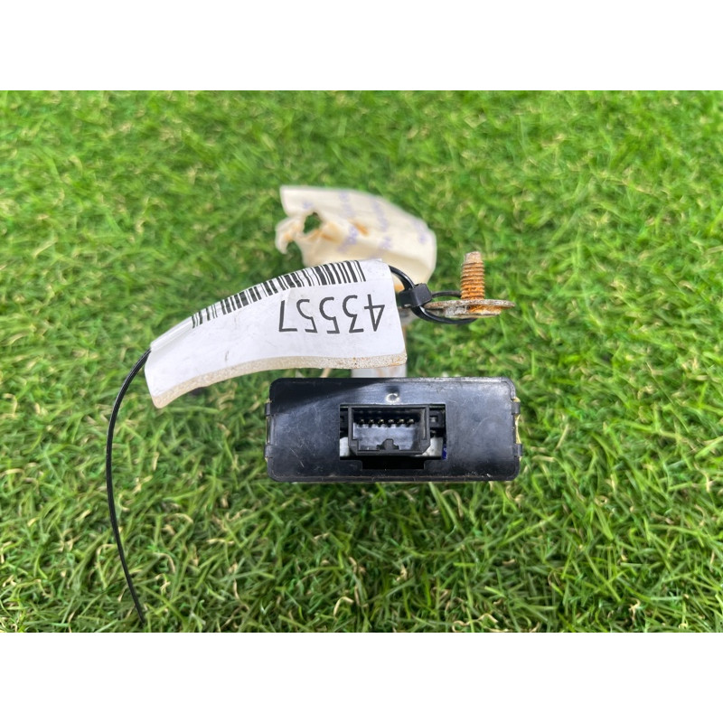 Блок управления центральным замком (электрика / блок управления) Mitsubishi Montero 3 mr482416