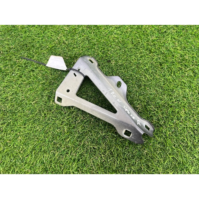 Крепление крыла (кузов и элементы) Jeep Renegade BU 2016 2.4 68246361AA