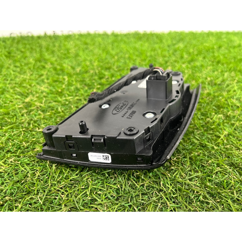 Панель управления мультимедиа (электрика / блок управления) Ford Focus MK3 2016 2.0 bm5t18k811fh