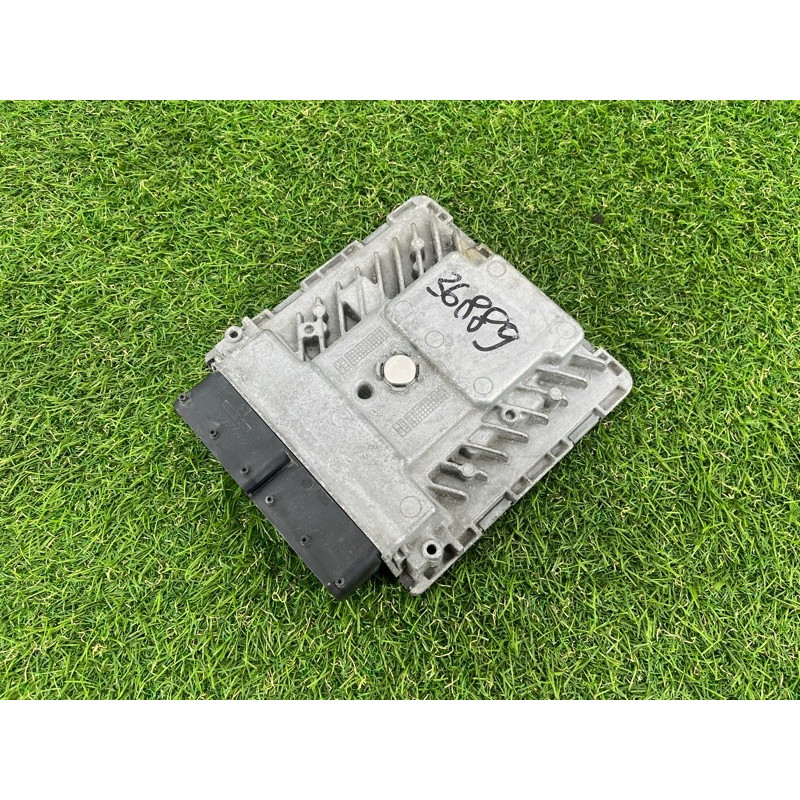 ЭБУ (электрика / блок управления) Volkswagen Passat B7 2014 1.8 06k906070j