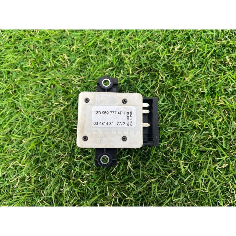 Кнопка регулировки сиденья (электрика / кнопки) Audi Q5 8R 1z09597774pk