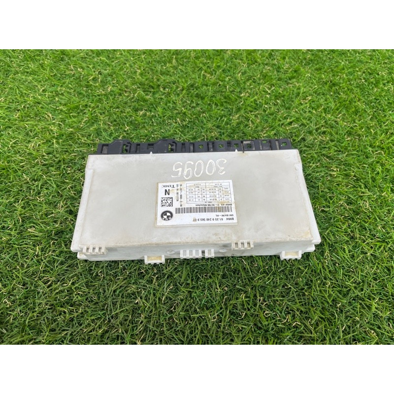 Блок управления сиденьем (электрика / блоки управления) BMW 5-series F10 2011 N63B44 61359248563