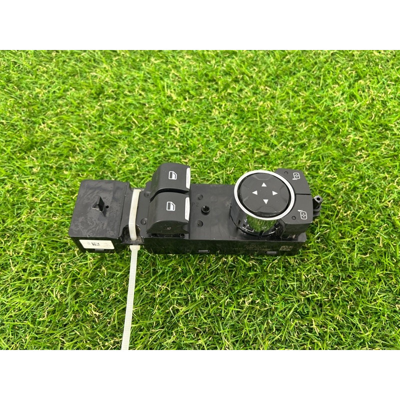 Блок кнопок стеклоподъемников (электрика / кнопки) FORD Mustang MK6 2017 2.3 FR3Z-14529-AC