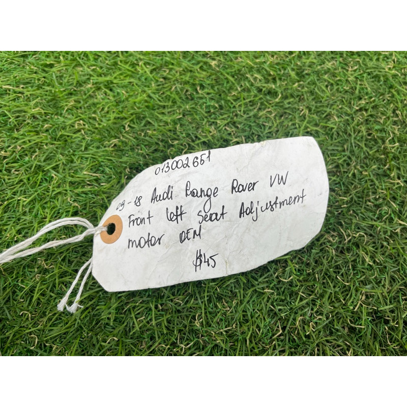 Моторчик регулировки сидения (электрика) Audi A8 D4 2012 0130002651