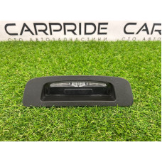 Кнопка открывания крышки багажника