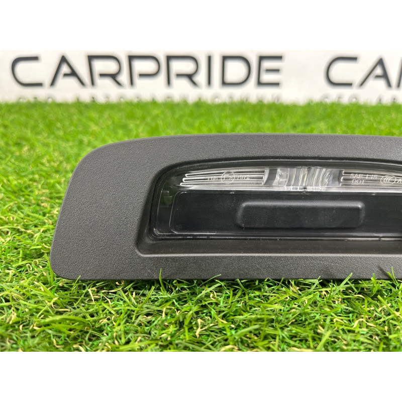 Кнопка открывания крышки багажника (электрика / кнопки) Cadillac Xt5 1 2016 3.6 23469017