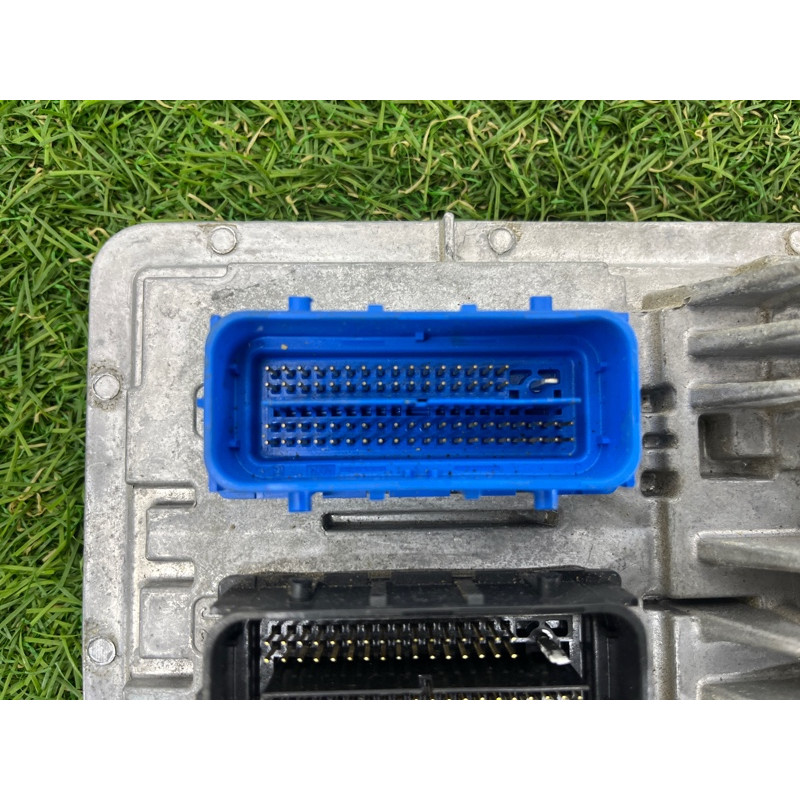 Блок управления двигателем (электрика / блок управления) Chevrolet Malibu 9 12680876