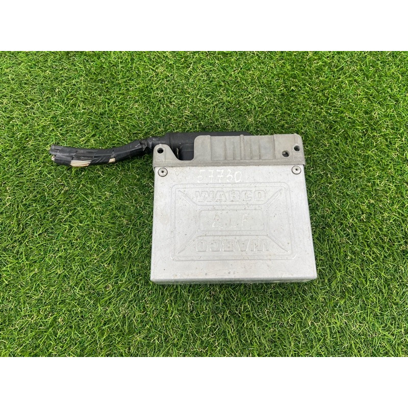 Блок управления abs (электрика / блок управления) LAND ROVER Range Rover P38 1996 4.6 Lucas anr4898