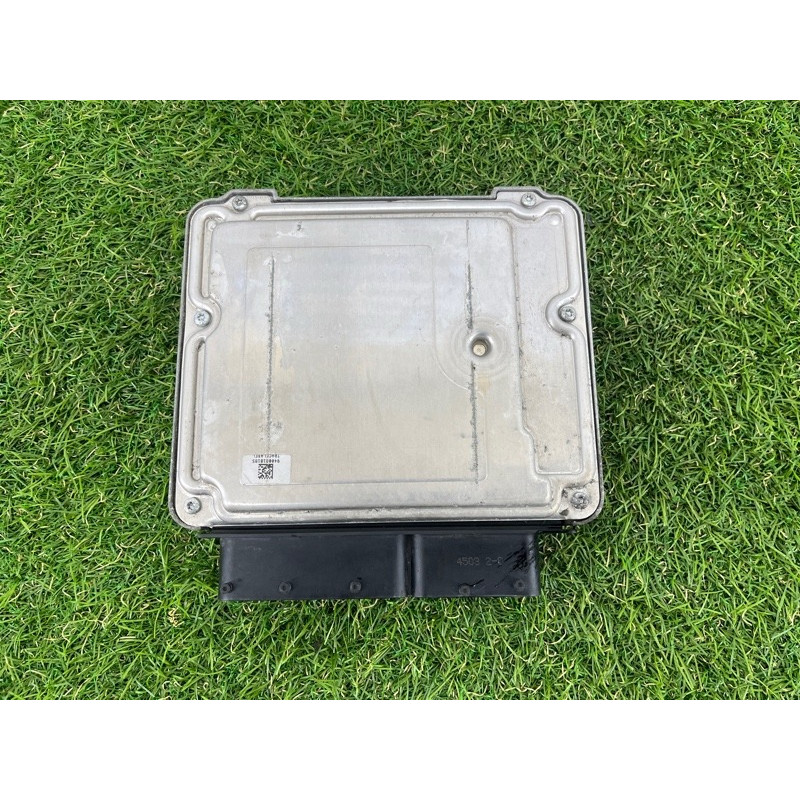 ЭБУ (электрика / блок управления) Opel Insignia A 2010 2.0 DTH 55573330