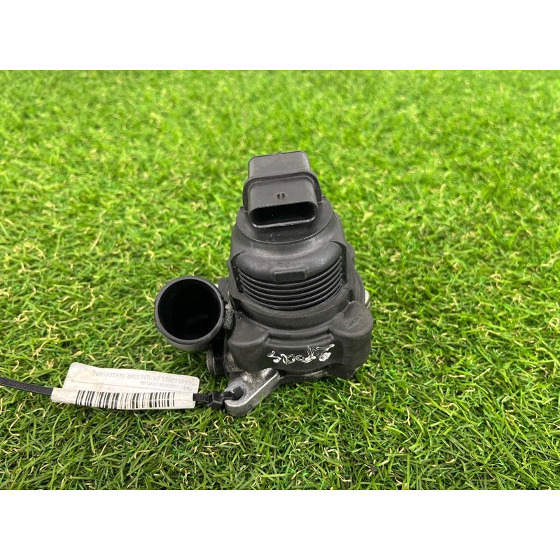 Клапан ЕГР (двигатель и элементы) Volkswagen Passat B7 2014 1.8 06k131097m