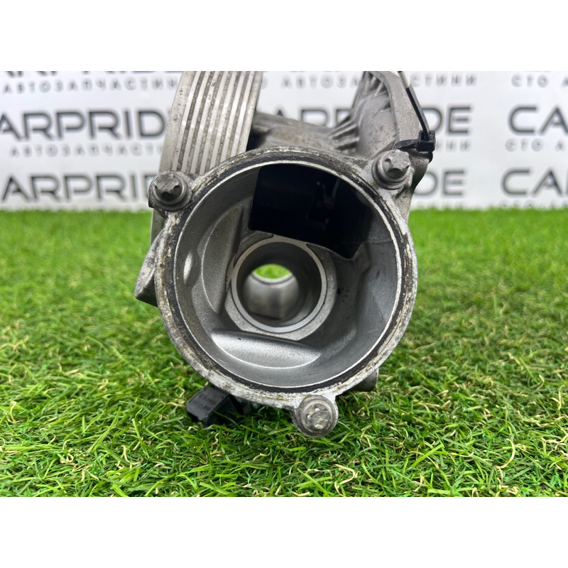 Помпа (система охлаждения) BMW 5-series F10 2011 N63B44 11517548263