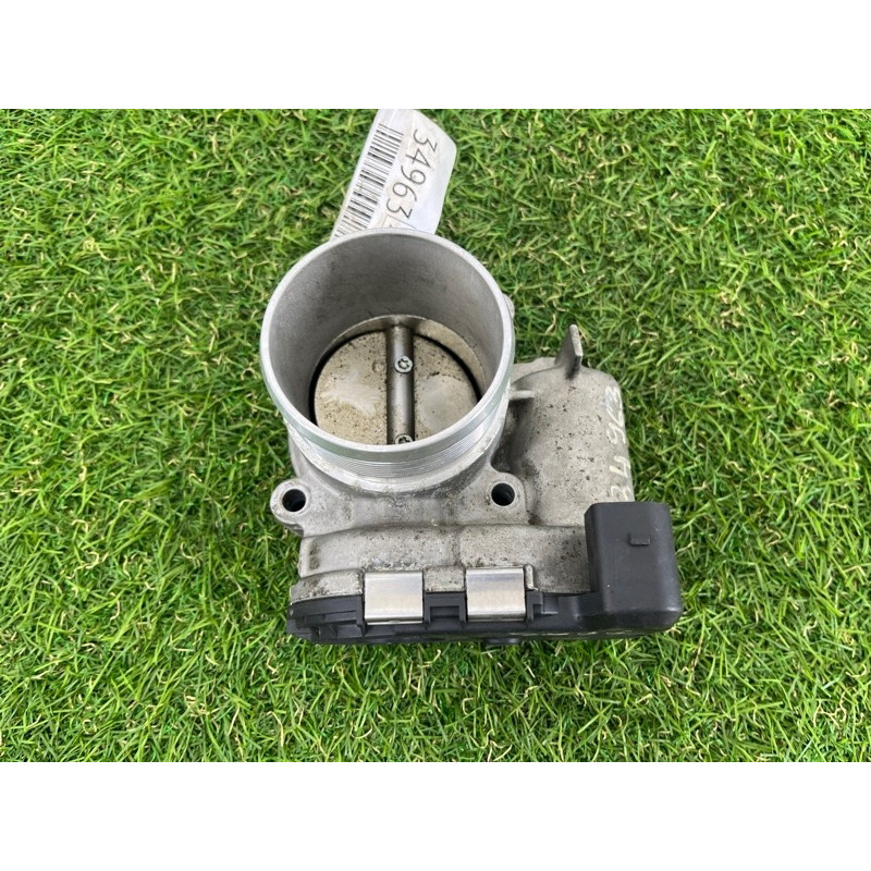 Дроссельная заслонка (электрика двигателя) Volkswagen Passat B7 2014 1.8 06k133062d