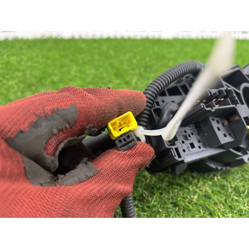 Блок підрульових перемикачів (электрика) Honda CRV RD7 2003 2.2 35251S7SN01