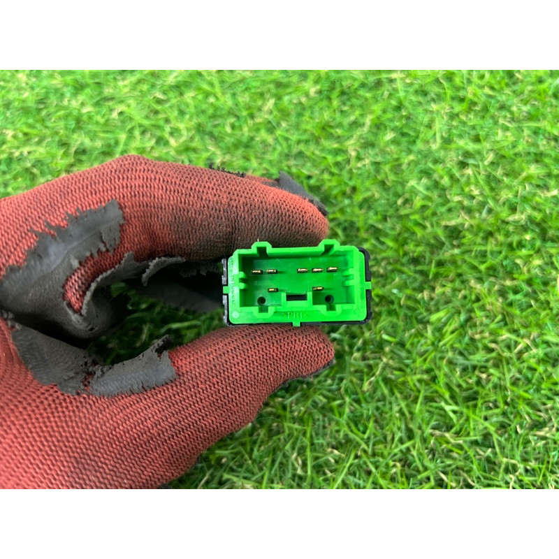 Кнопка обігріву сидіння (электрика / кнопки) Honda CRV RD7 2003 2.2 38535S9AS01ZA