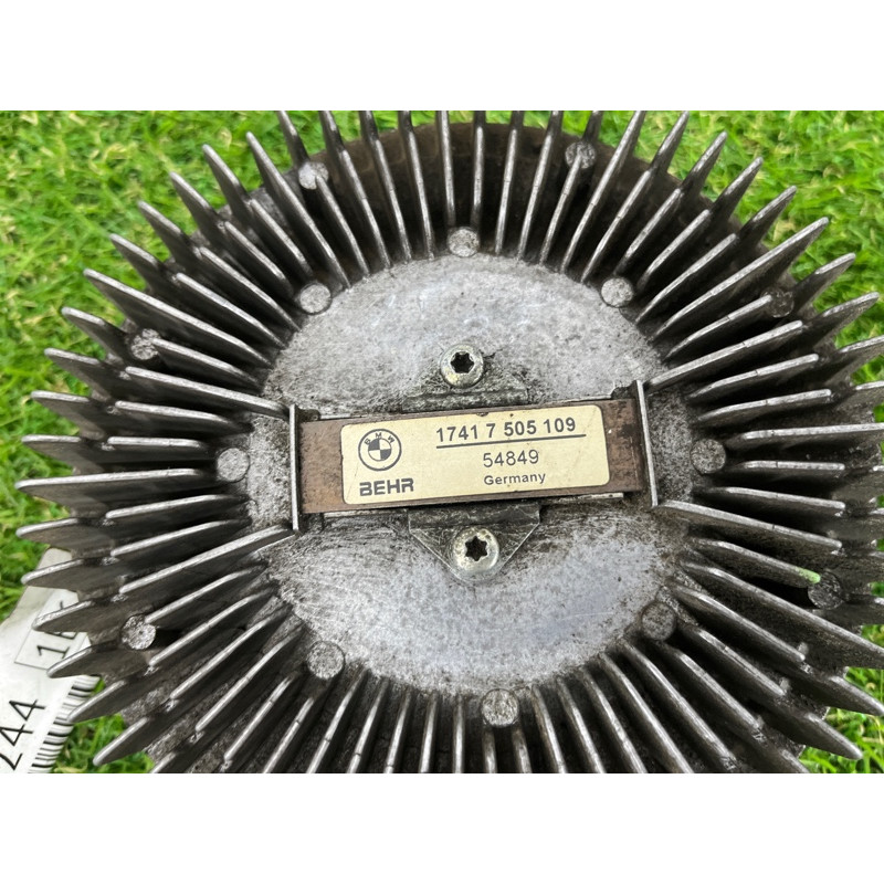 Вискомуфта (система охлаждения) BMW 7-series E65 N62B44 17417505109