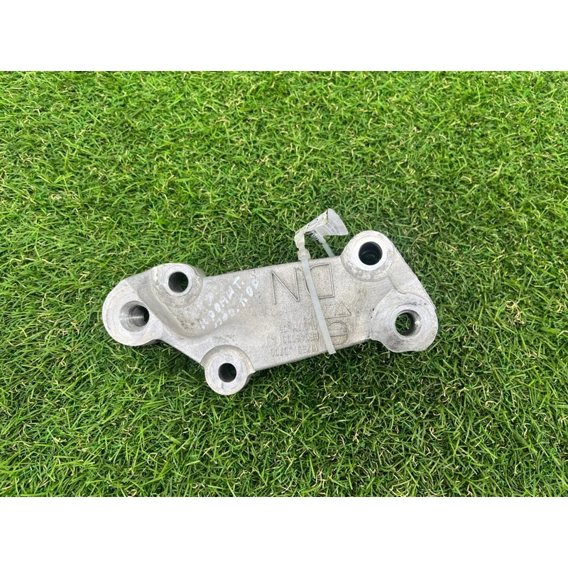 Кронштейн (двигатель и элементы) RENAULT Koleos HY 2008 2.0 11253jd700