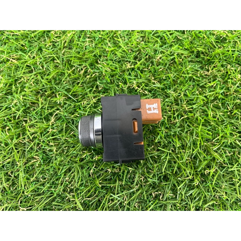 Кнопка подогрева сиденья (электрика / кнопки) Infiniti QX60 L50 2015 3.5 255001MA1C